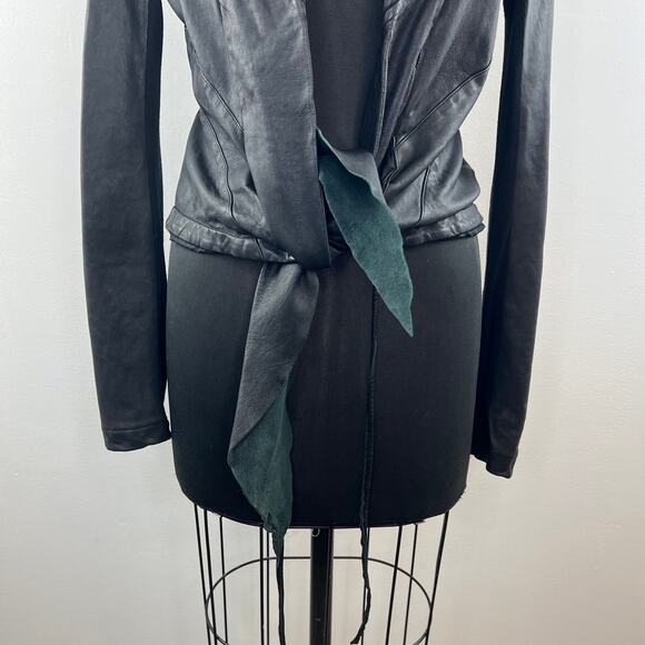 Baileys 44 Black Biker Jacket Leather Cropped Shawl Lapel Open Front Size 8 NEW - Picture 4 of 8